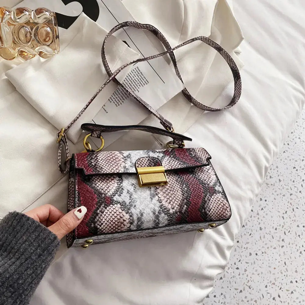 PU Leather Snakeskin Print Crossbody Bag eprolo