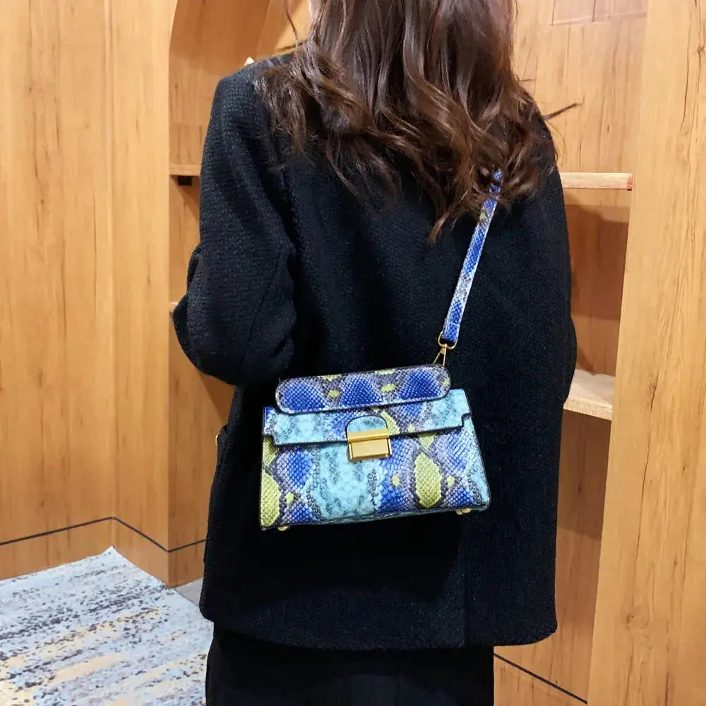 PU Leather Snakeskin Print Crossbody Bag eprolo