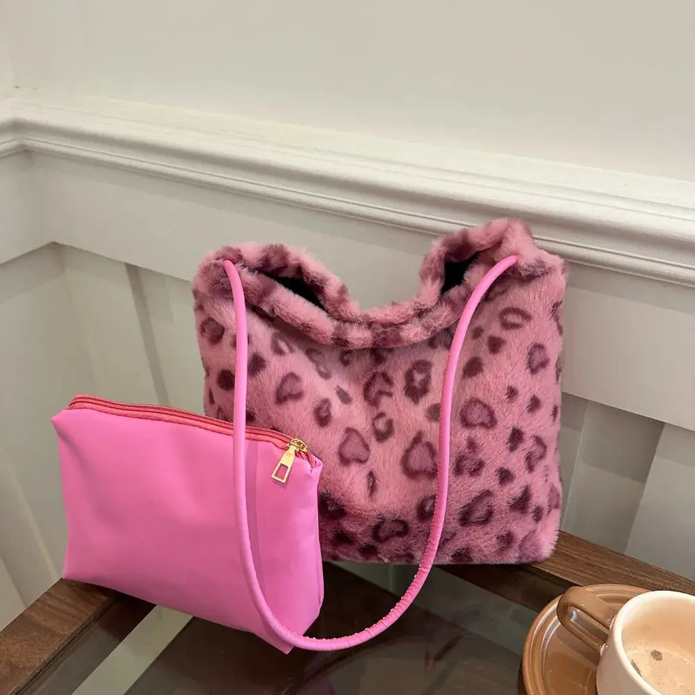 Leopard Furry Shoulder Bag eprolo